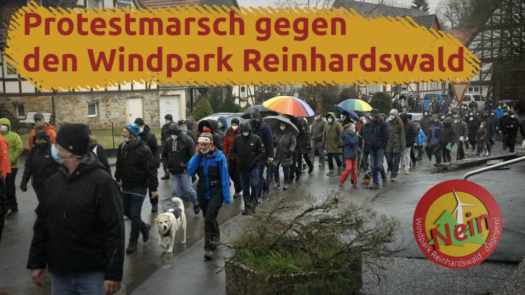 Protestmarsch gegen den Windpark in Gottsbüren